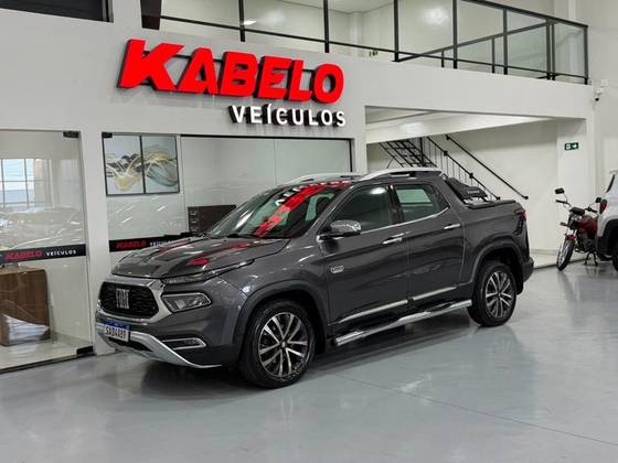 FIAT TORO 2.0 16V TURBO DIESEL RANCH 4WD AT9 FIAT TORO 2.0 16V TURBO DIESEL RANCH 4WD AT9